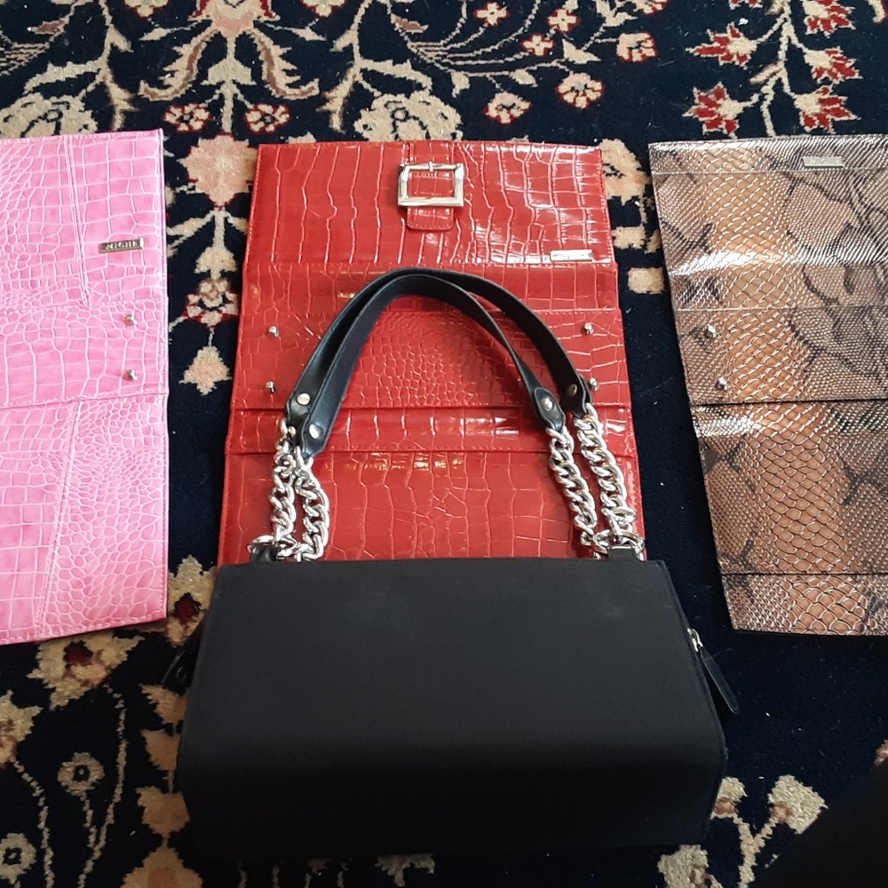 Miche Magnetic Interchangeable Hangbag w 3 Covers